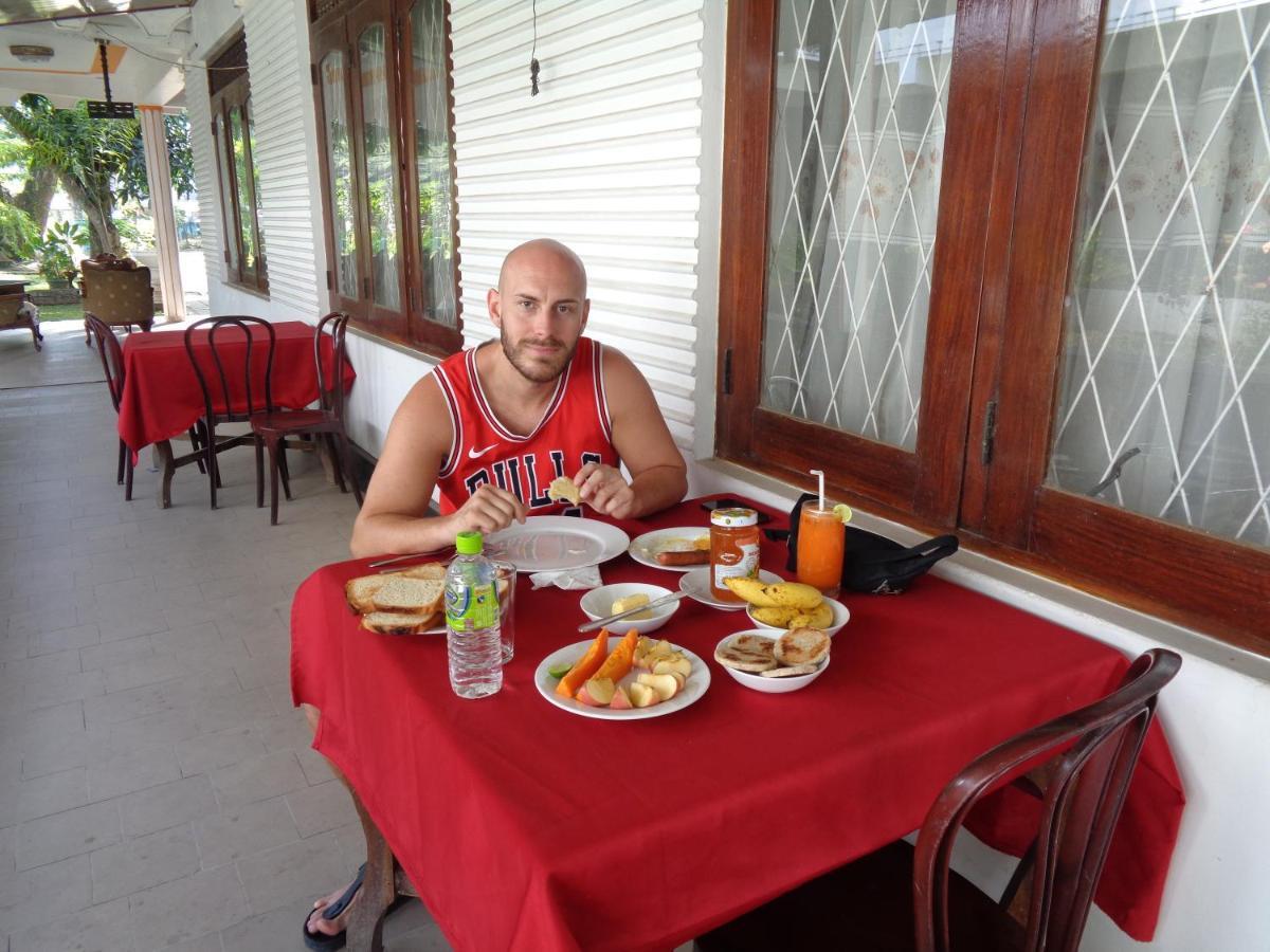 Saranga Holiday Inn Wellawaya Dış mekan fotoğraf